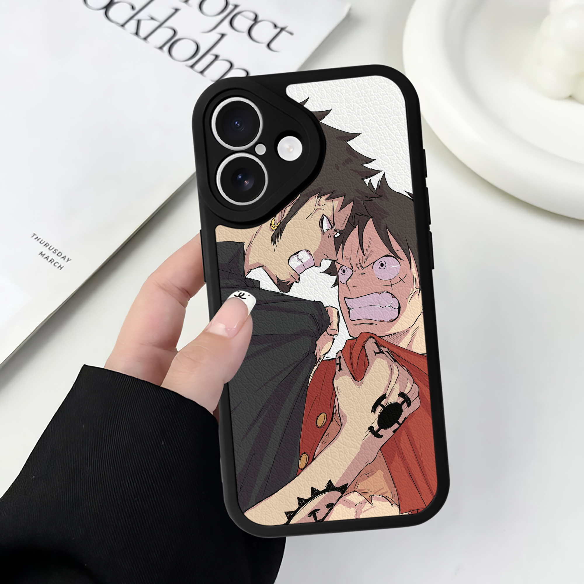 （画像用） ワンピース ONE PIECE 【iPhone 16シリーズ対応】シリコンスマホケース（レザー調） 材質：シリコン